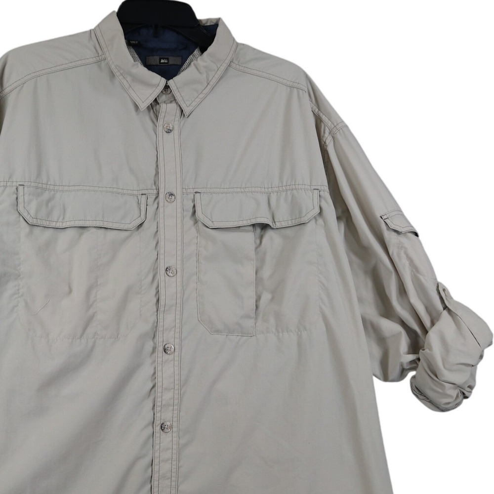 REI Sahara Vented Button Down Shirt Men XL Tan Long Sleeve UPF 40 Hiking Fishing